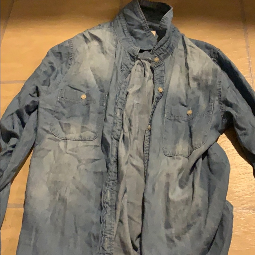 Long sleeve denim shirt